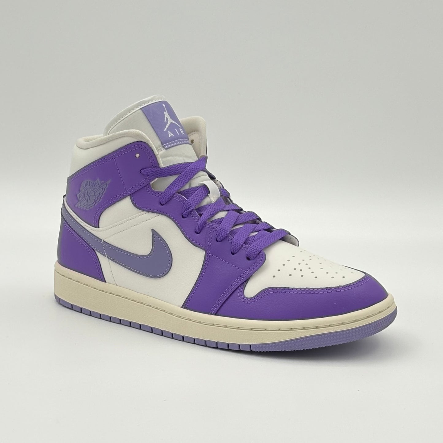 Jordan 1 Mid Action Grape