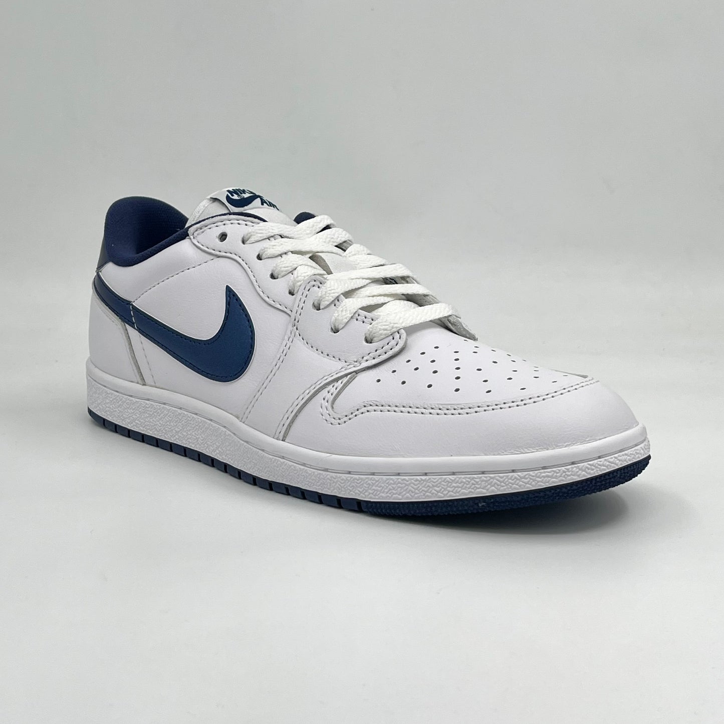 Nike Air Jordan 1 Low '85 "Metallic Navy"