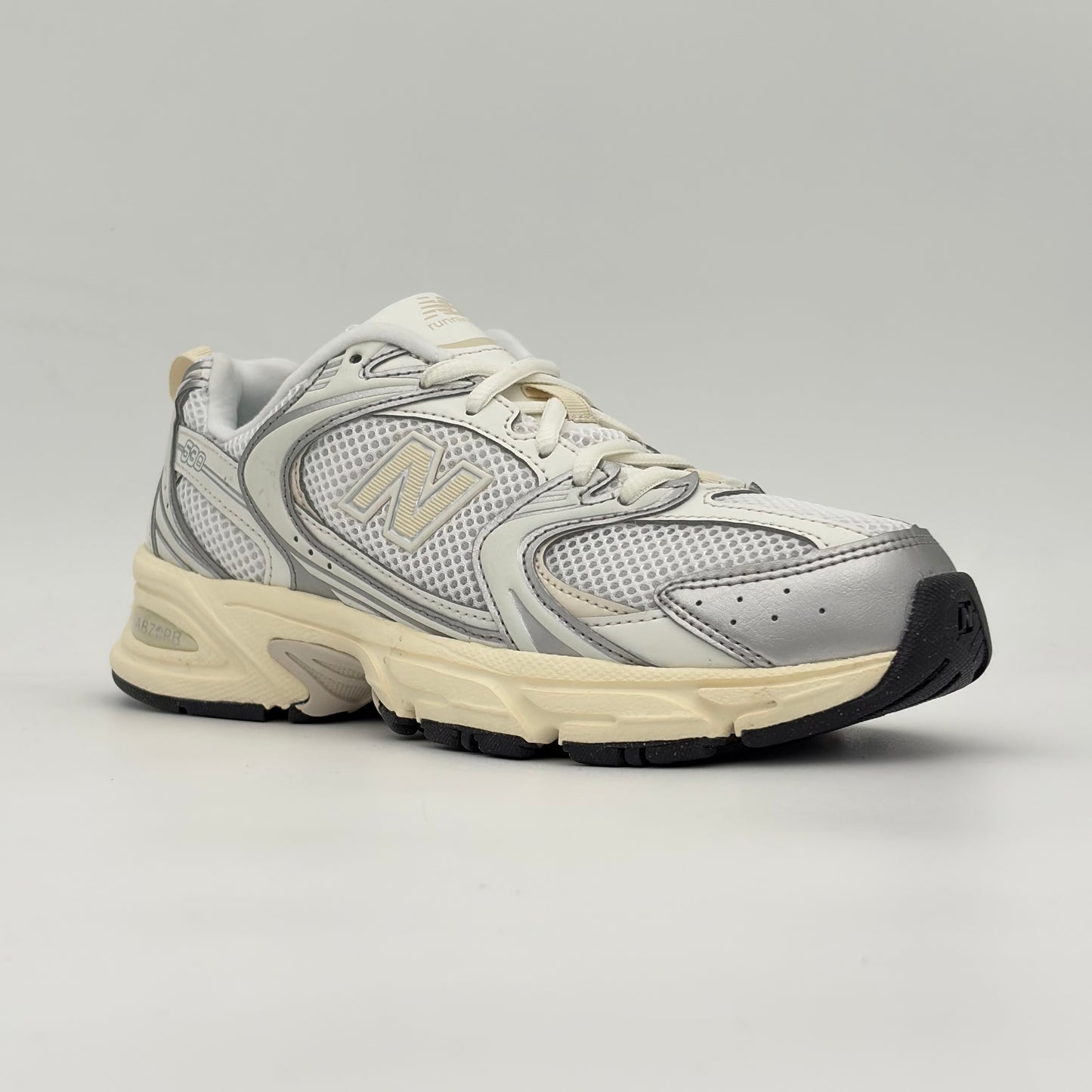 New Balance 530                      Silver Linen