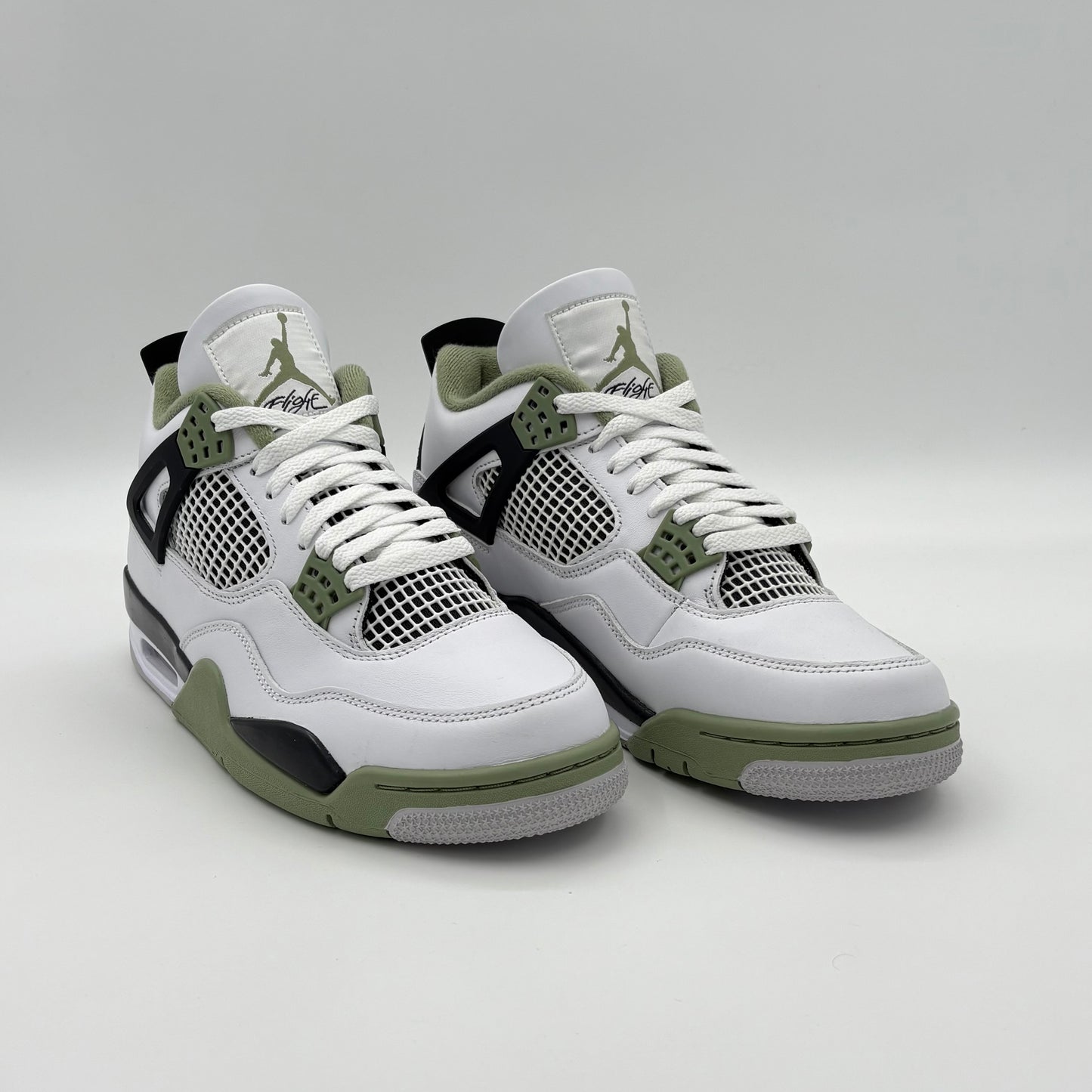 Jordan 4 Retro Seafoam