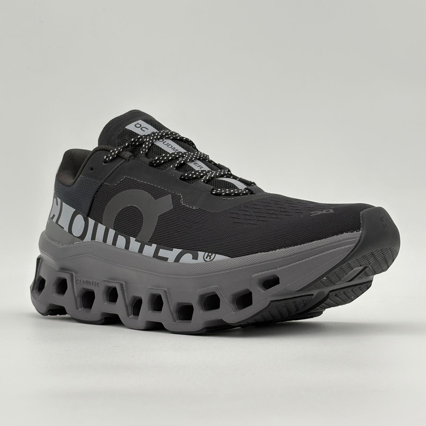 On Running Cloudmonster Lumos Black