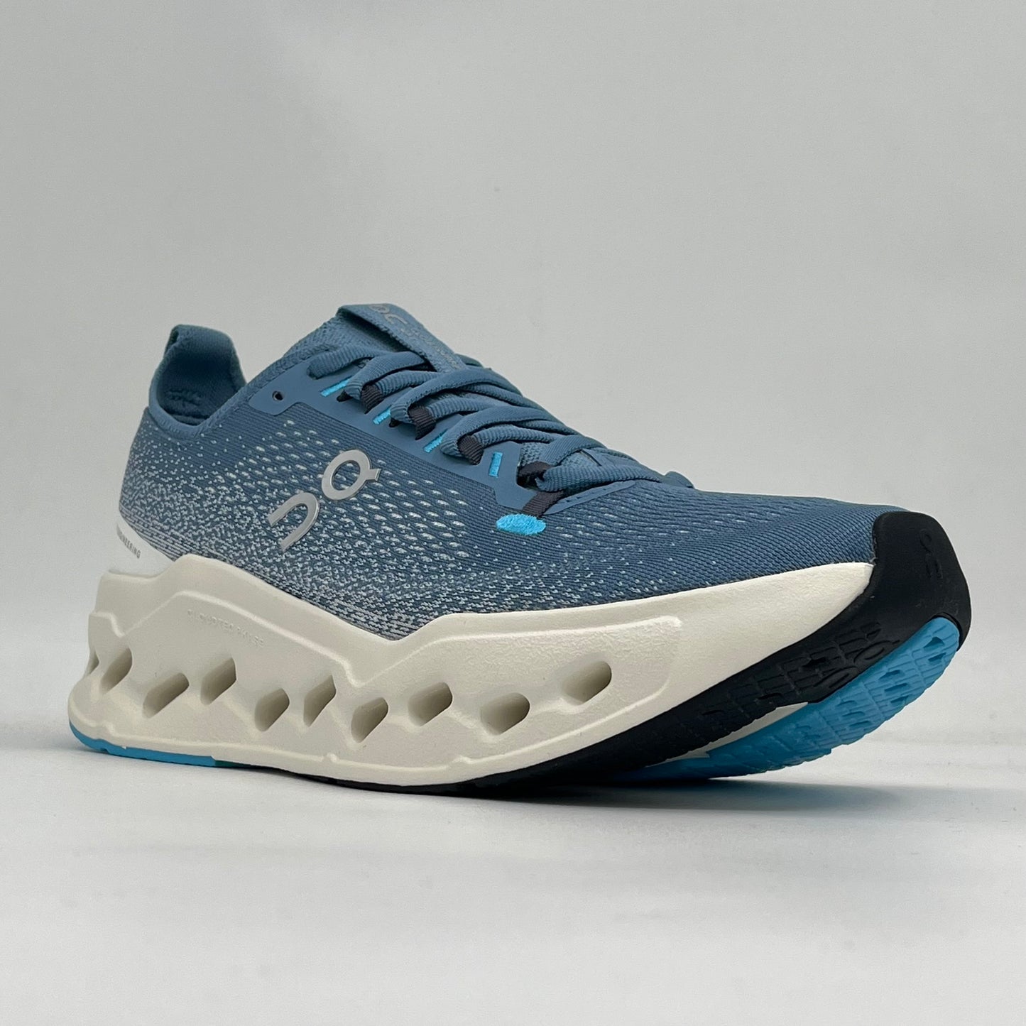 On Running Cloudsurfer Max Dust Ivory