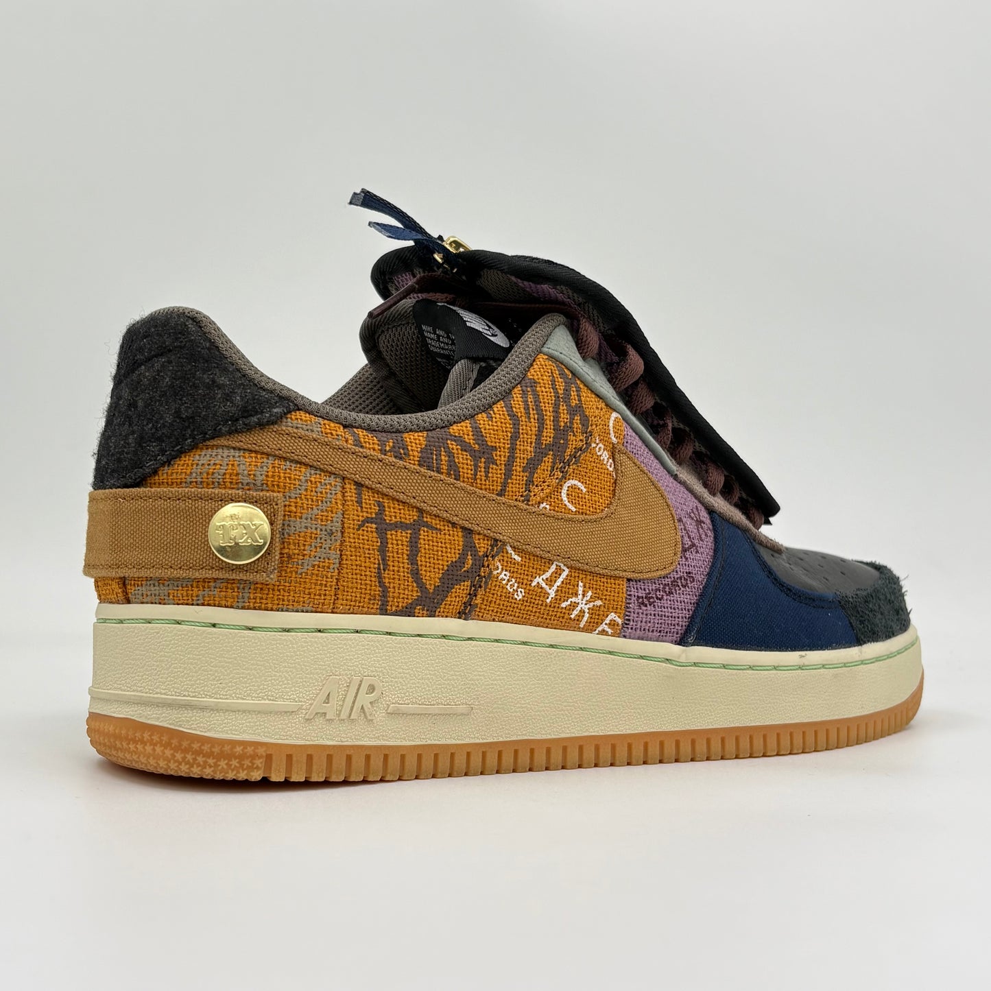 Nike Air Force 1 Low
Travis Scott Cactus Jack           (Pre-owned condition 9/10)