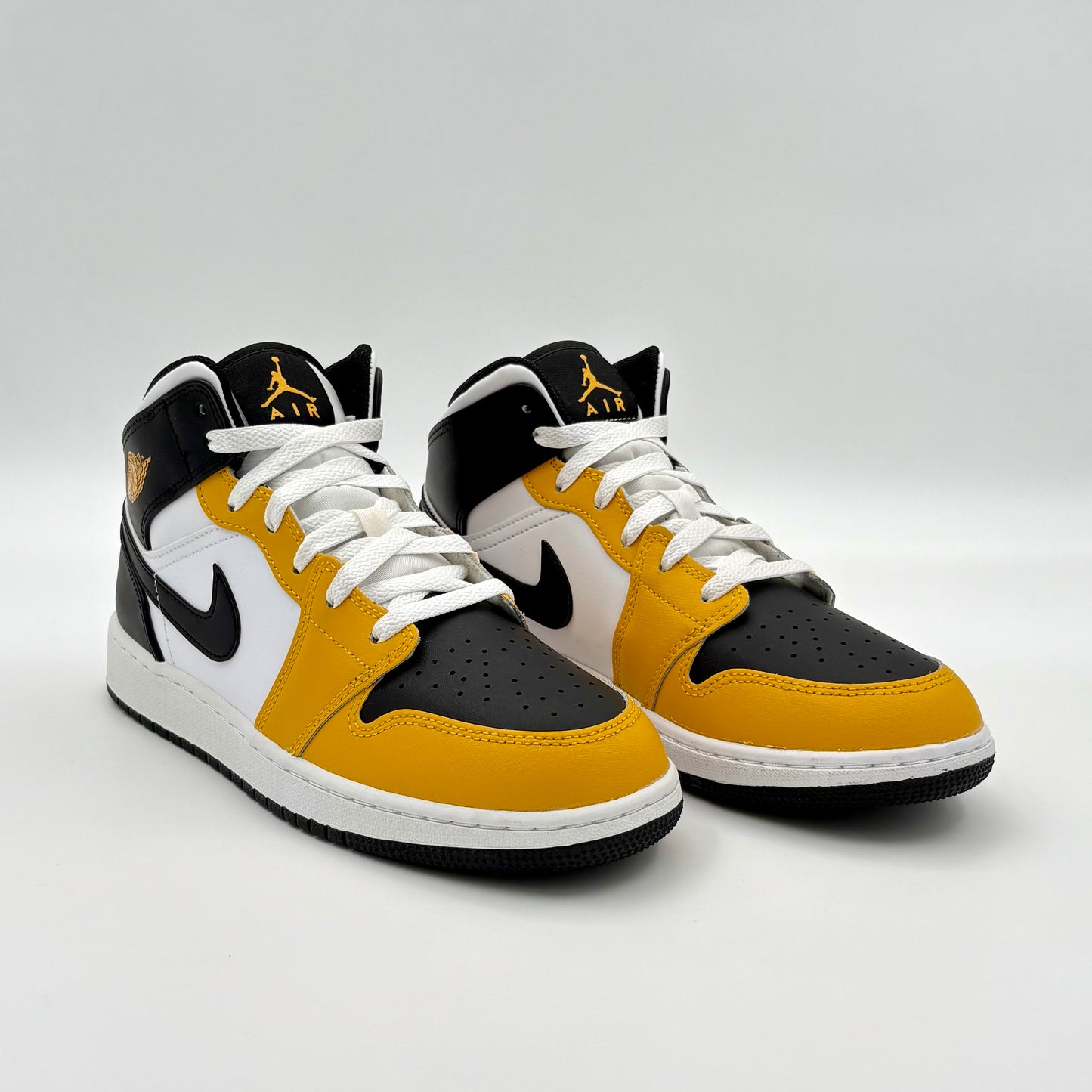 Jordan 1 Mid Yellow Ochre