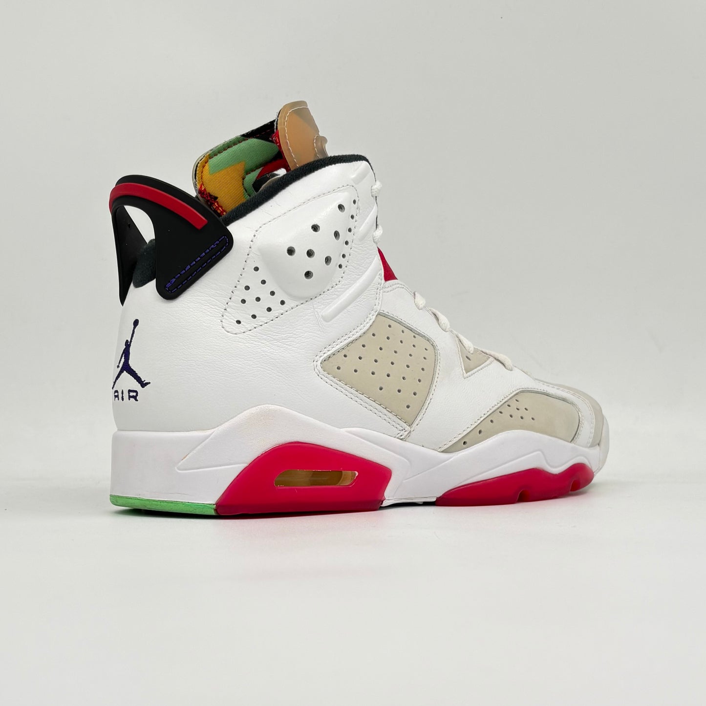 Nike Air Jordan 6 Retro "Hare" (Pre-owned 9/10 No Box)
