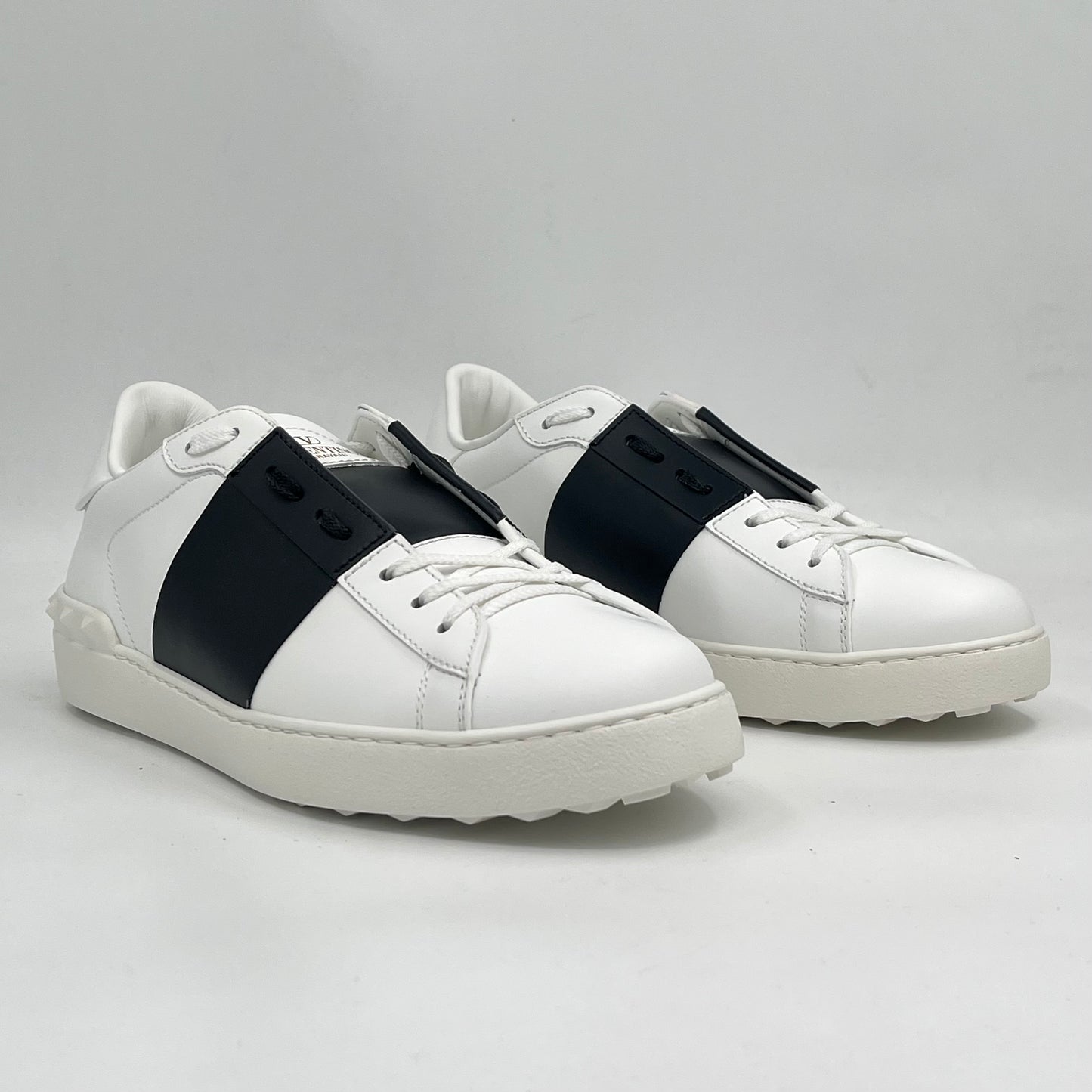 VALENTINO GARAVANI ONE STUD