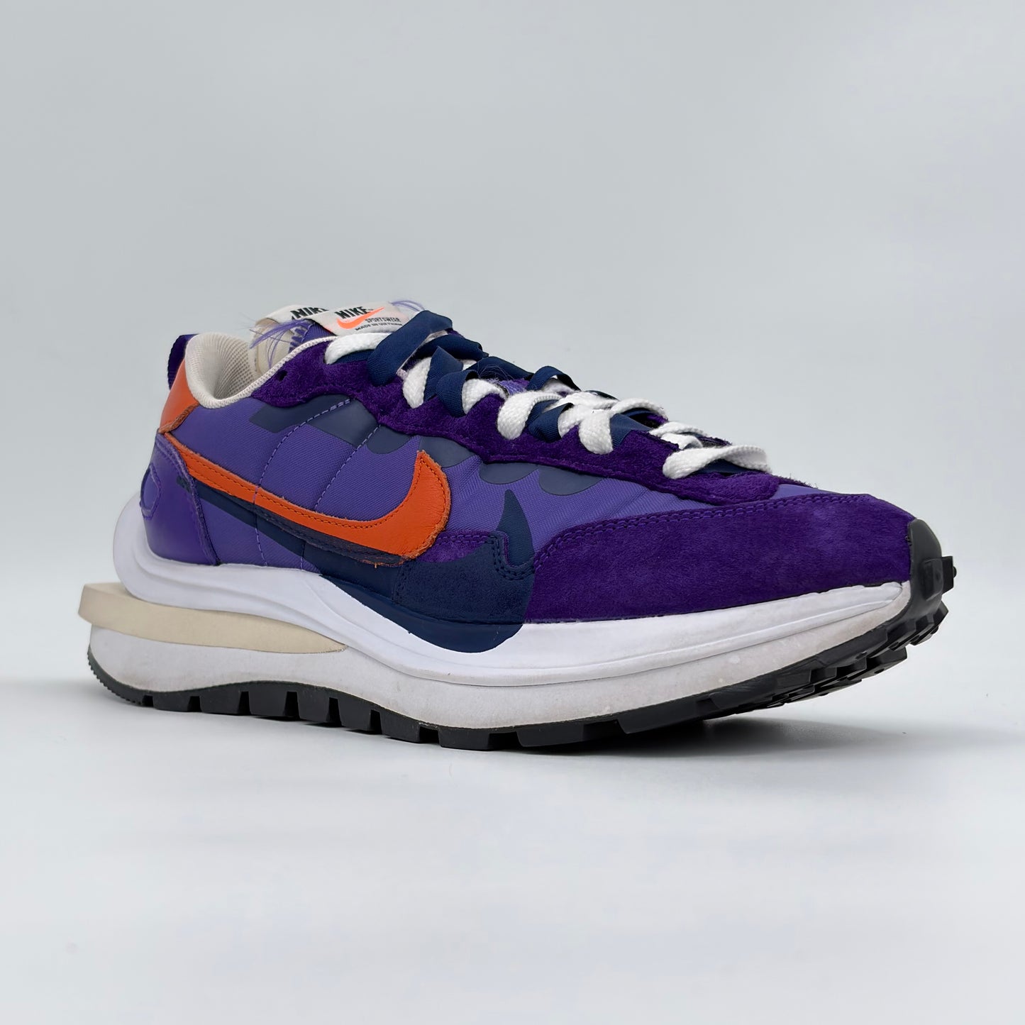 Nike x Sacai VaporWaffle Dark Iris