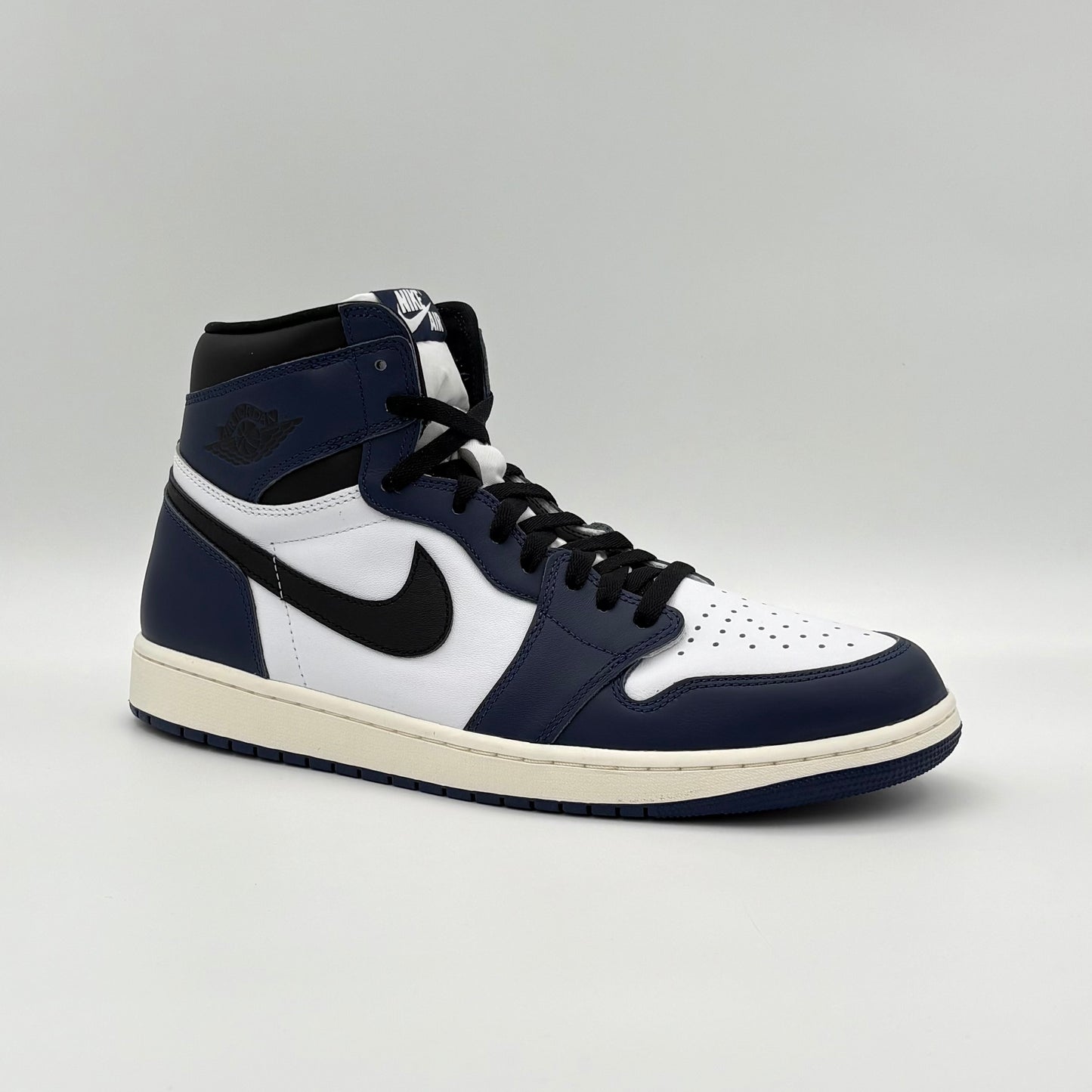 Air Jordan 1 Retro High OG Midnight Navy