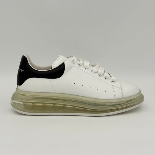 Alexander McQueen Oversize Suela Transparente Negro