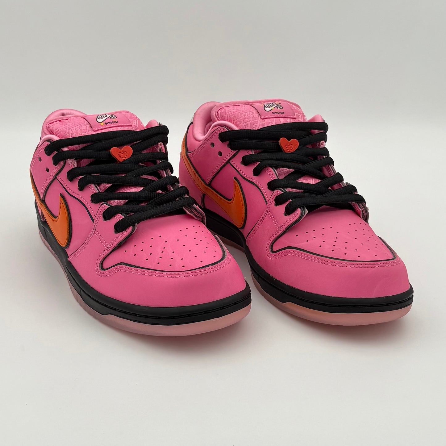 Nike SB Dunk Low Powerpuff "Bombom"