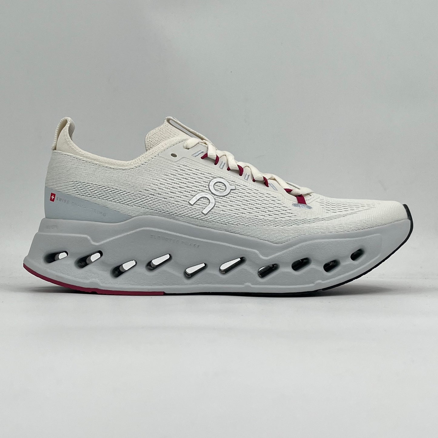 On Running Cloudsurfer Max Ivory Artctic