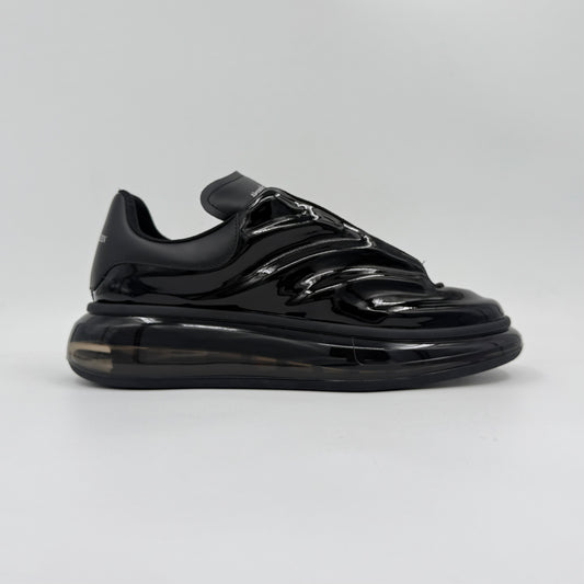 Alexander McQueen Oversized
Black Lux Gloss