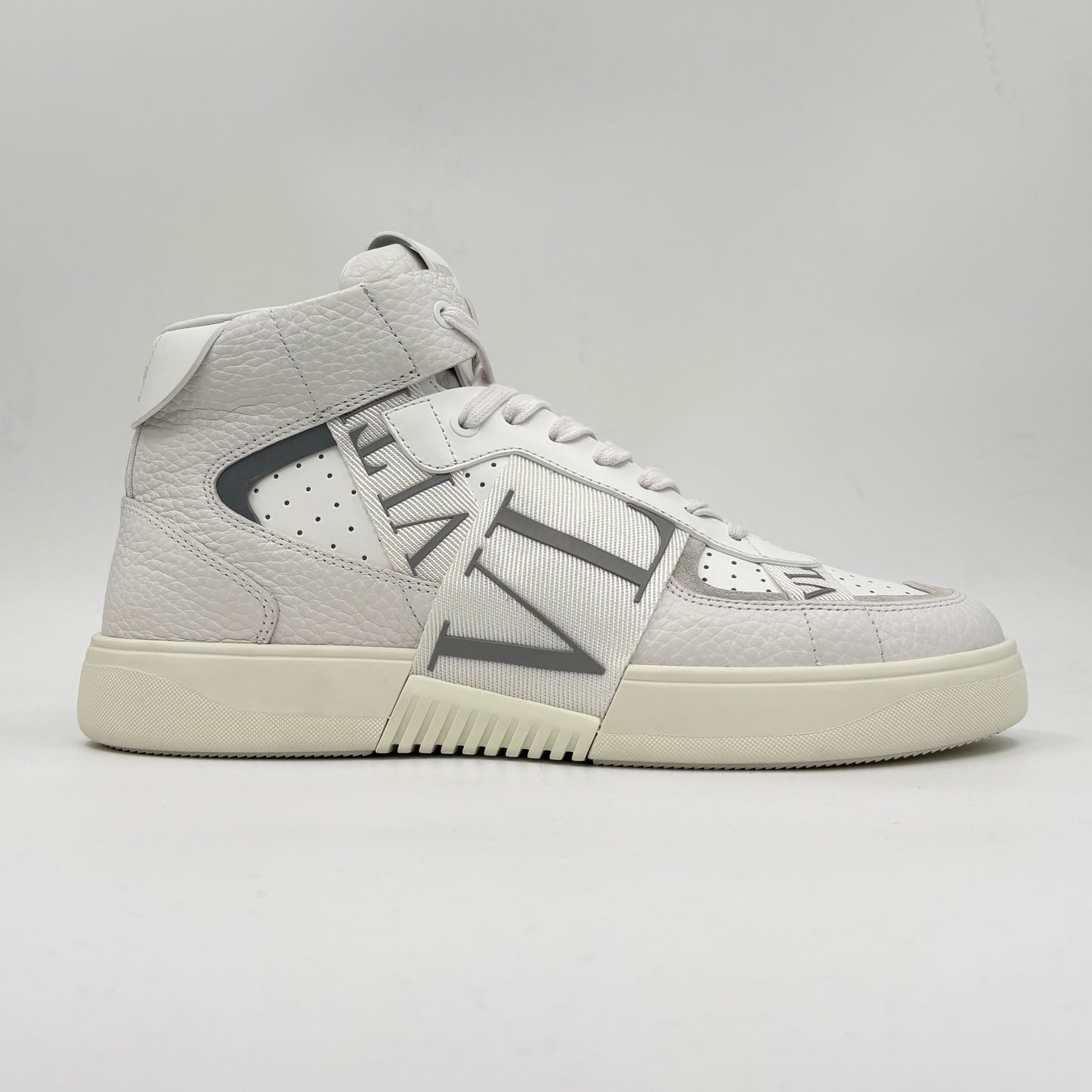 Valentino Garavani VLTN Strap High