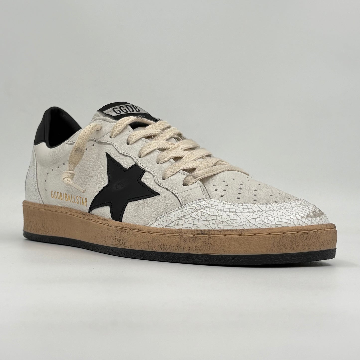 Golden Goose Ball Star Black