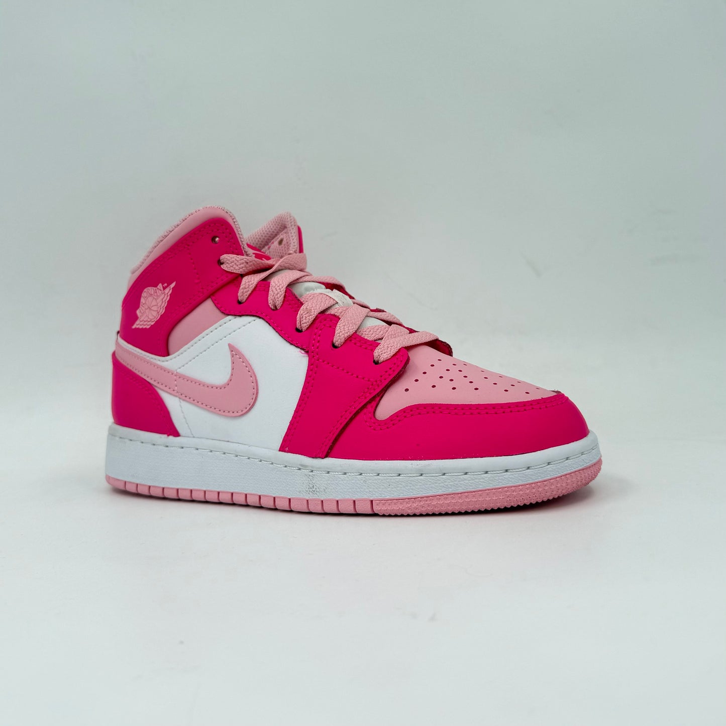 Jordan 1 Mid
Fierce Pink (GS)