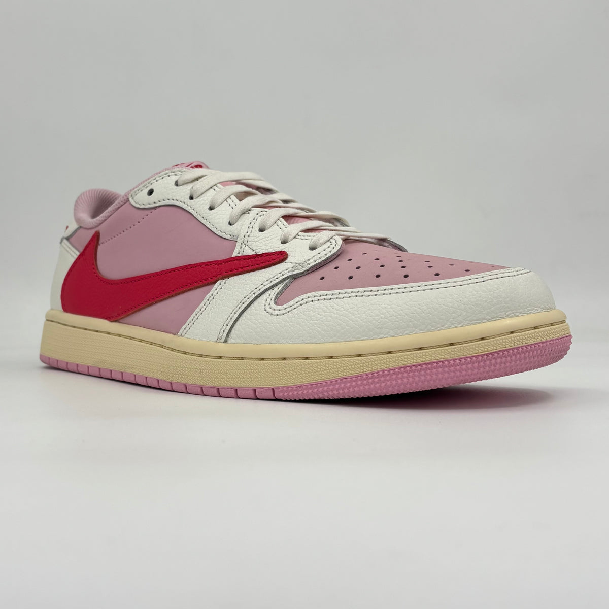 Air Jordan 1 Low x Travis Scott "Sail Tropical Pink" (Pre-owned 9/10)