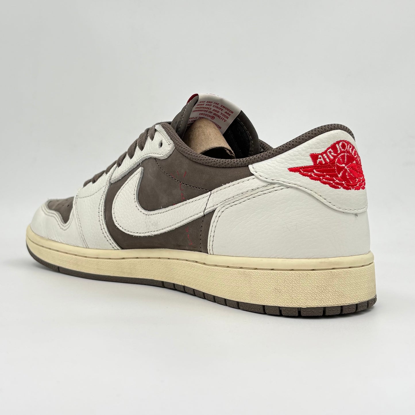 Air Jordan 1 Low OG SP “Reverse Mocha” (Pre owned 9.5/10)