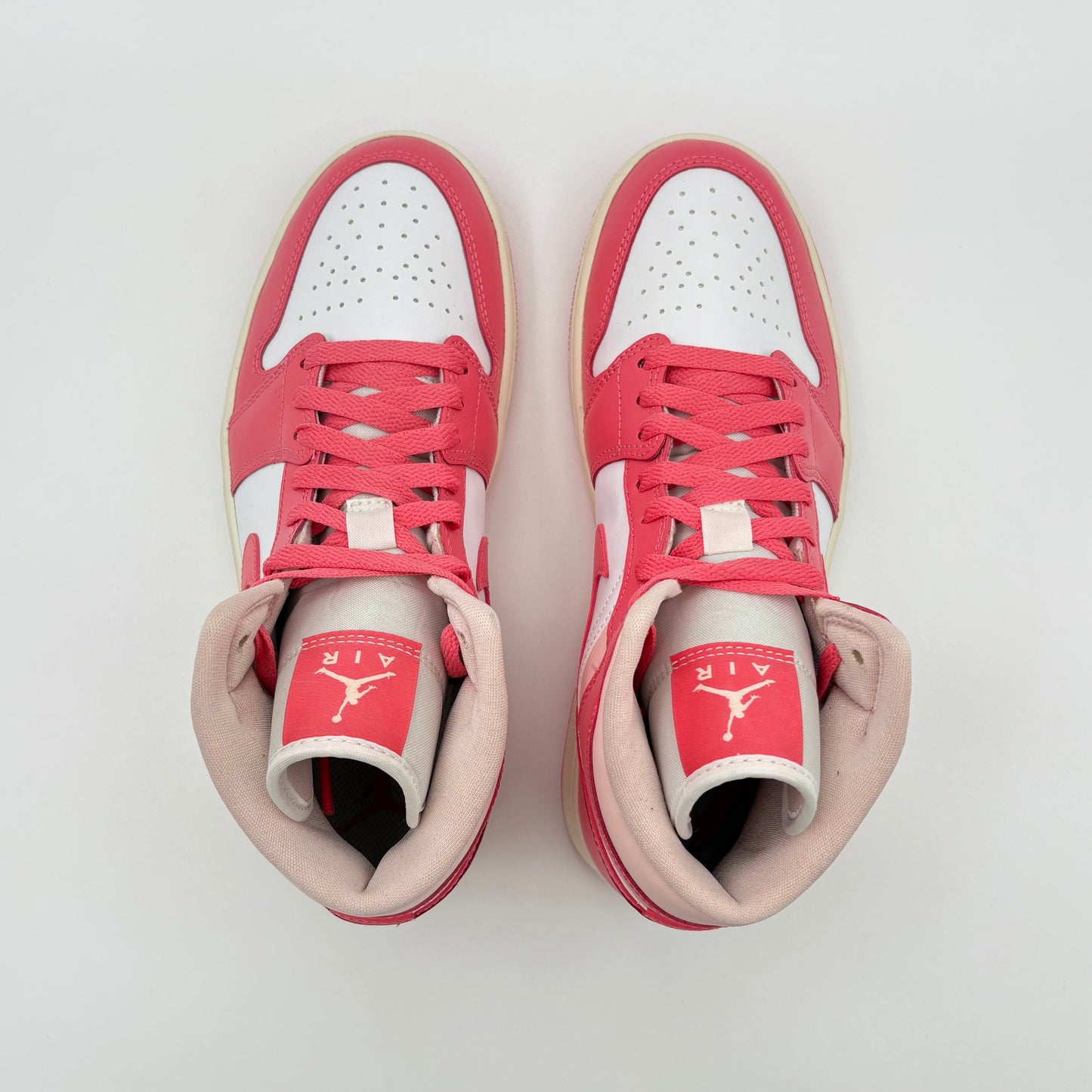 Jordan 1 Mid Strawberries and Cream