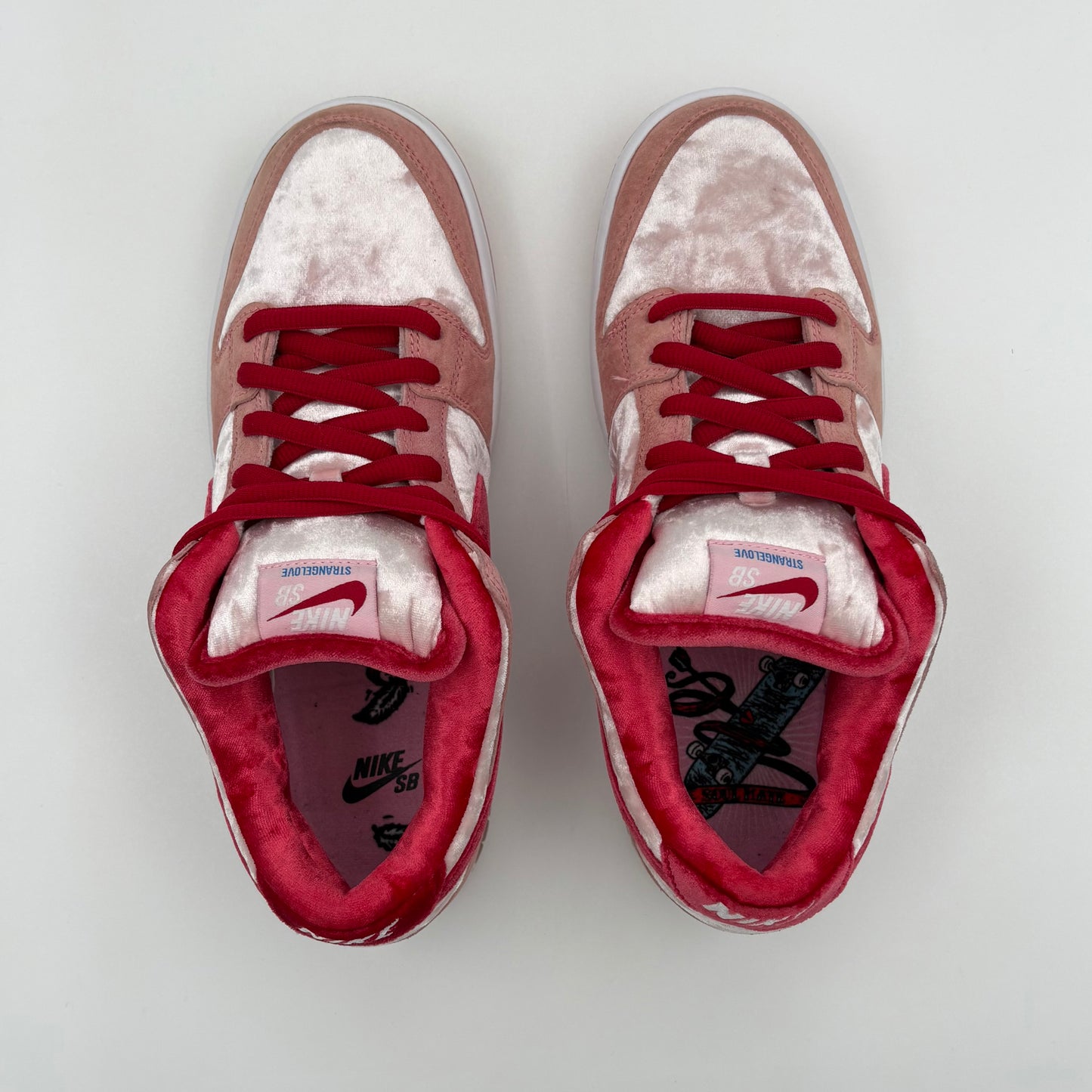 Nike SB Dunk Low StrangeLove Skateboards