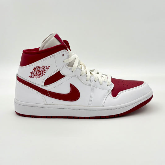 Jordan 1 Mid Reverse Chicago
