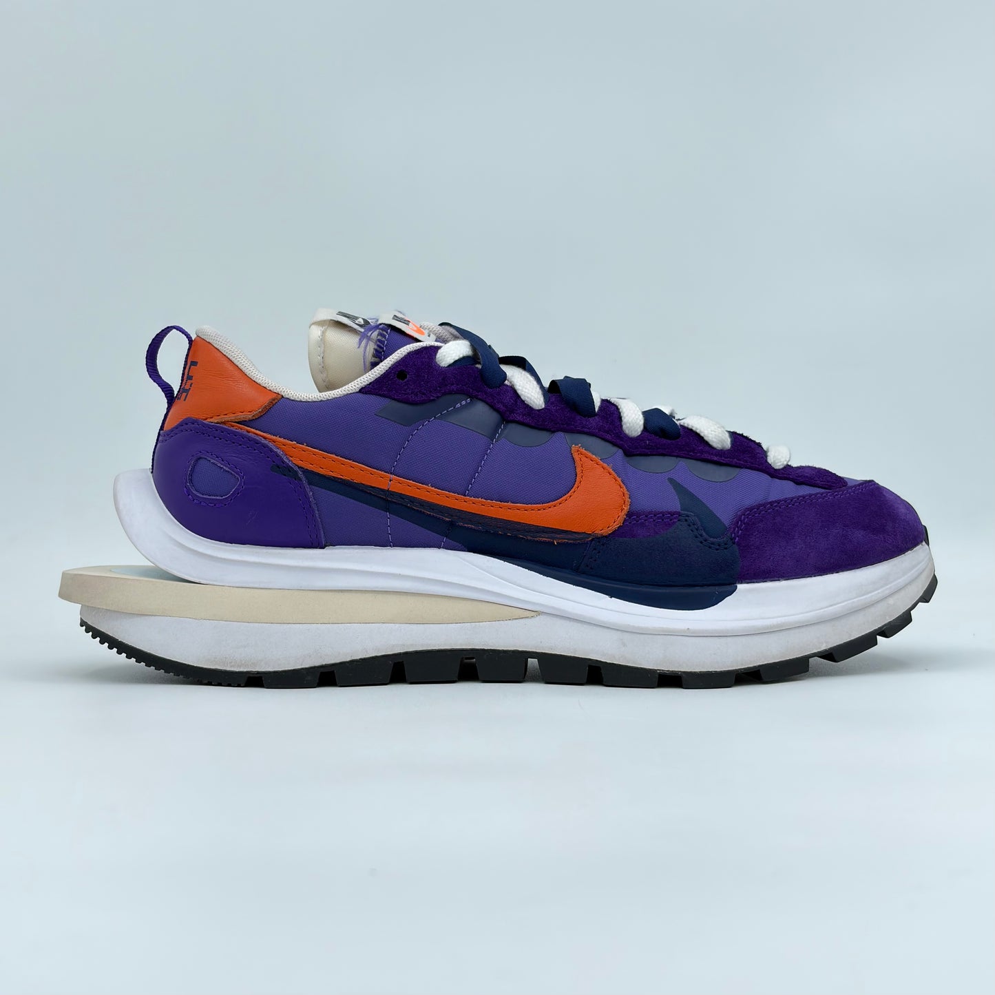 Nike x Sacai VaporWaffle Dark Iris