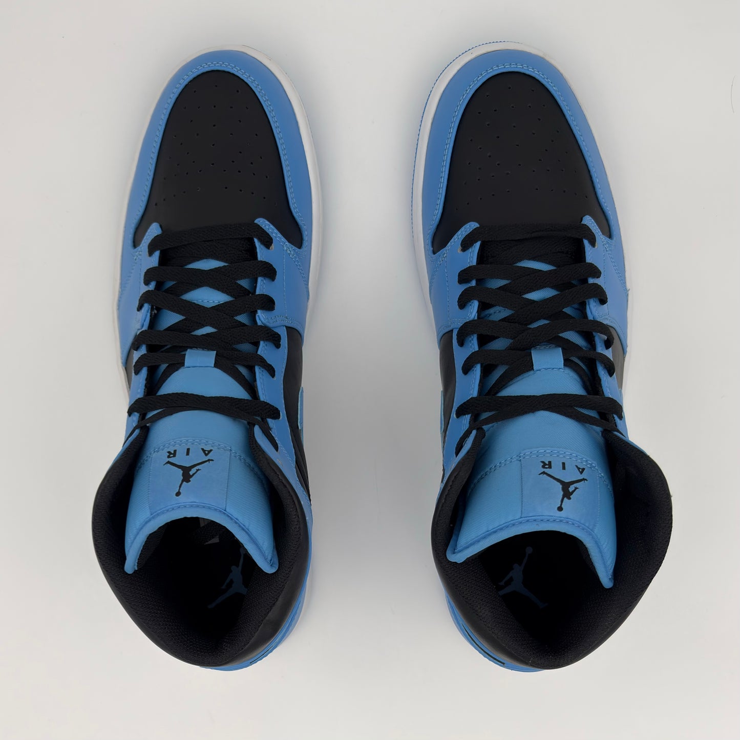 Air Jordan 1 Mid University Blue Black