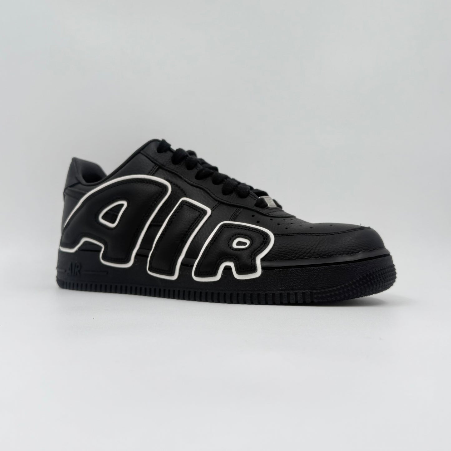 Nike Air Force 1 Low
Cactus Plant Flea Market Black (2024)(Pre-owned condition 10/10)