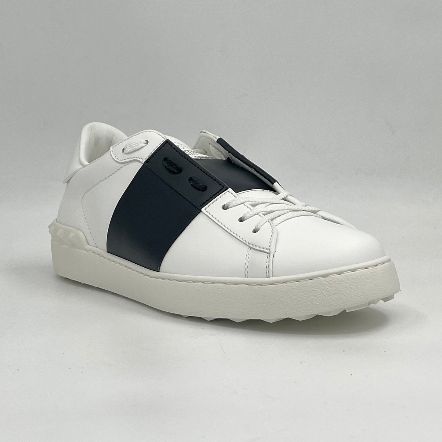 VALENTINO GARAVANI ONE STUD