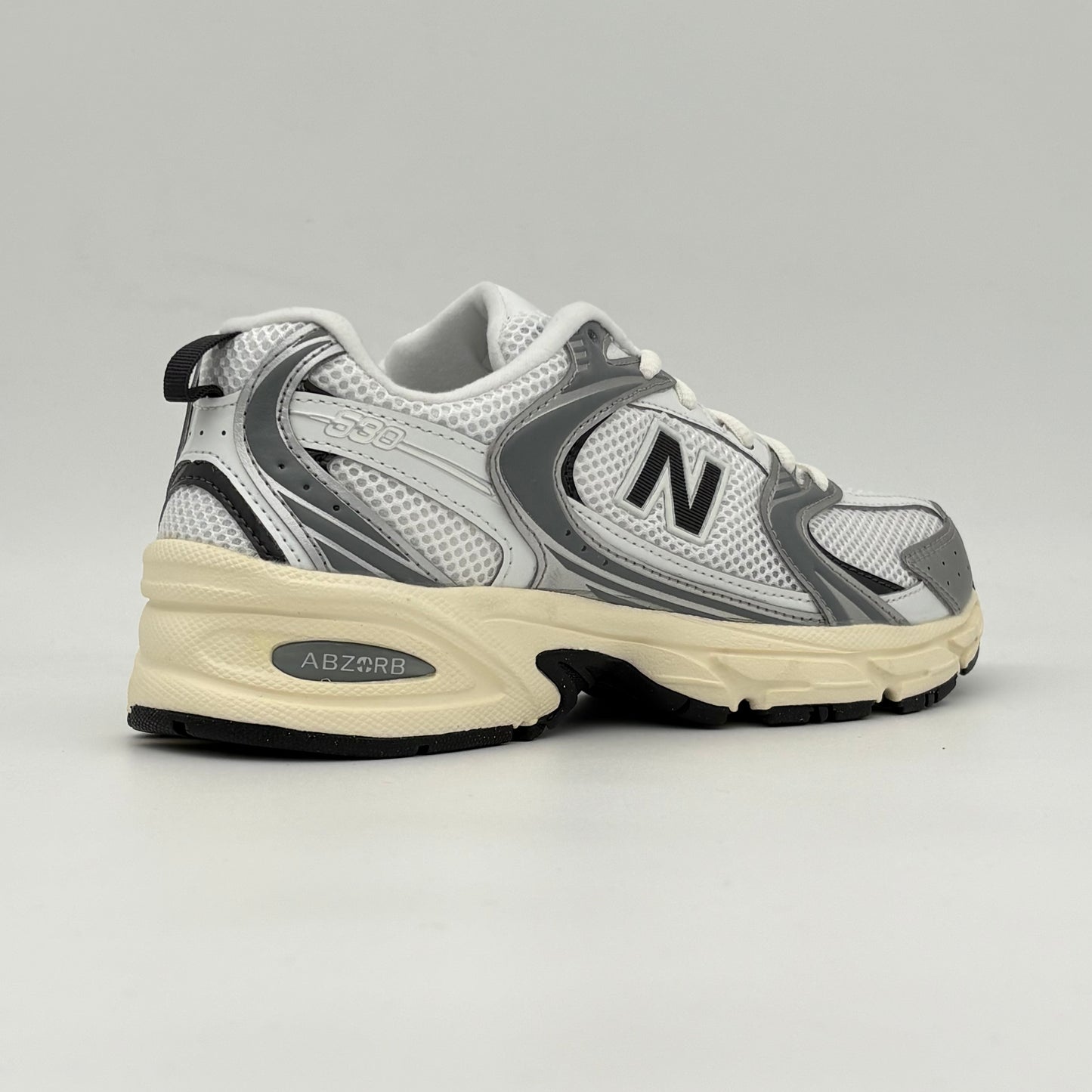 New Balance 530                       Silver Black
