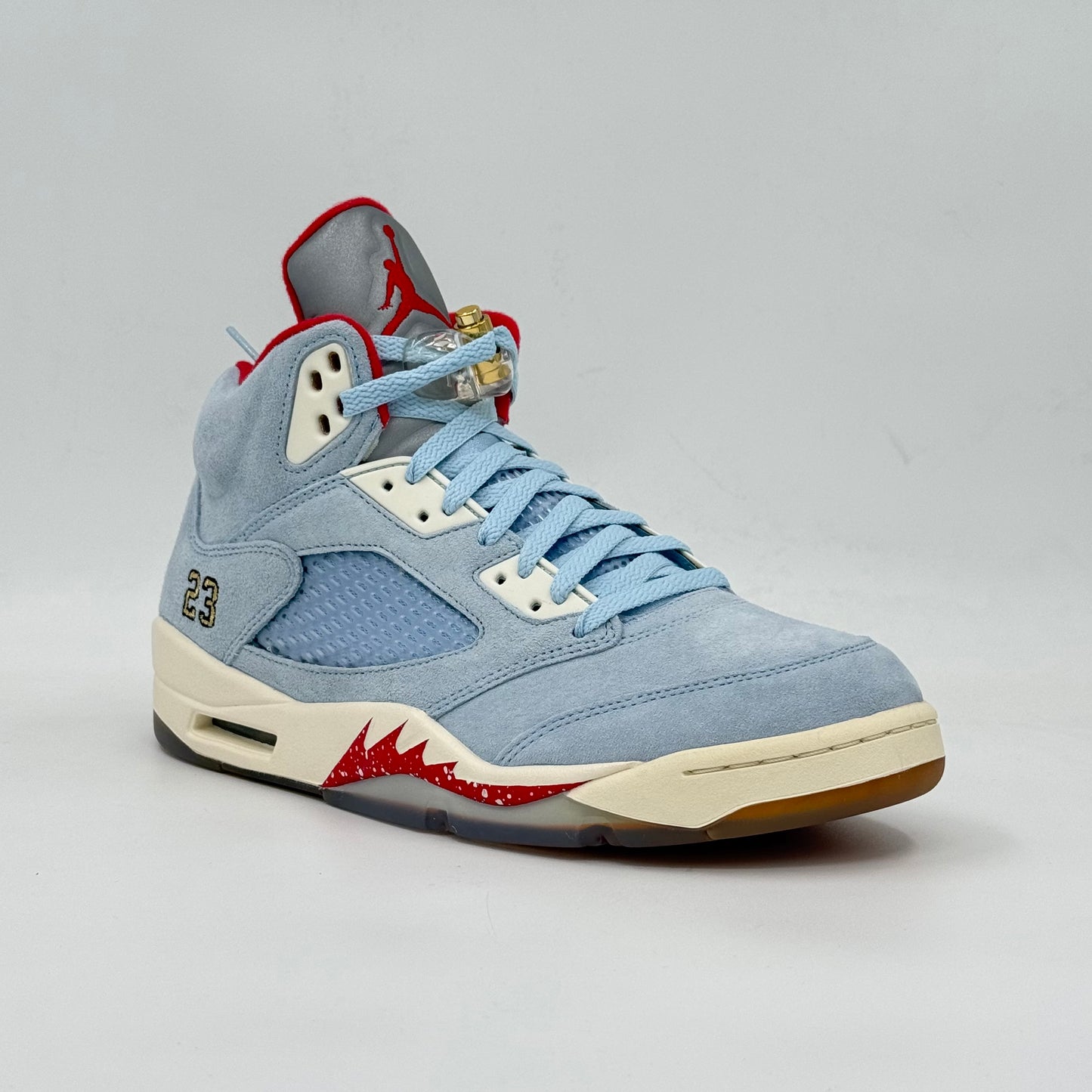 Jordan 5 Retro
Trophy Room Ice