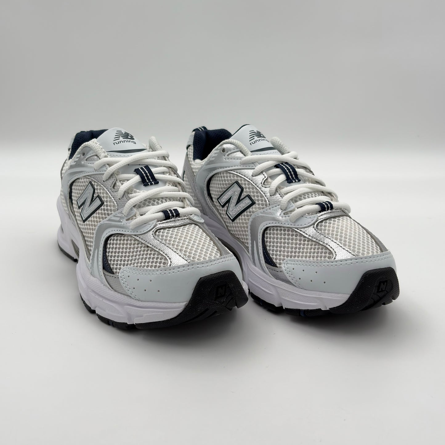New Balance 530 White Silver Navy