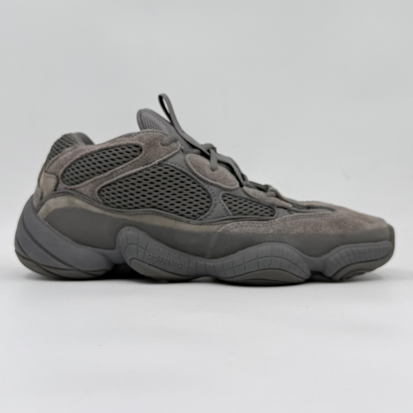 Adidas Yeezy 500
Granite