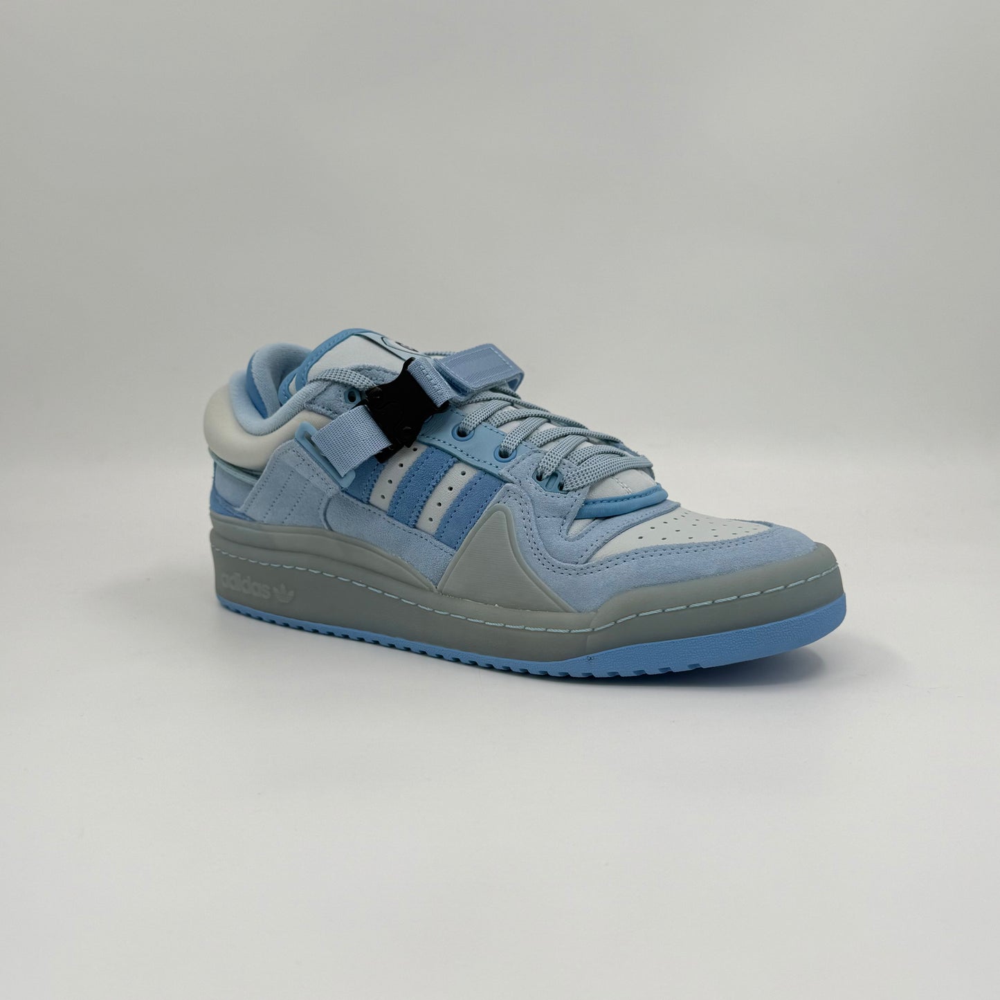 Adidas Forum Buckle Low
Bad Bunny Blue Tint