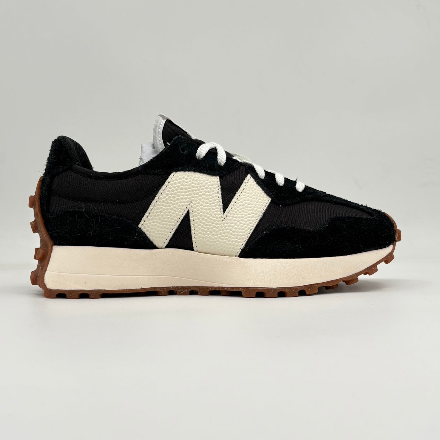 New Balance 327 Black White Gum