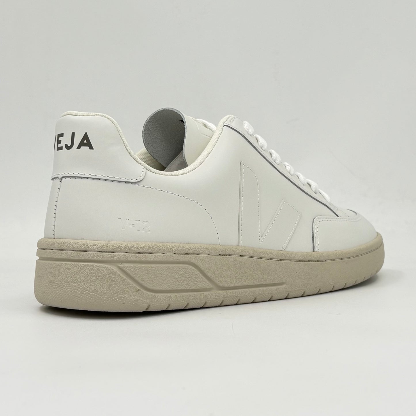 Veja V-12 Leather Extra White