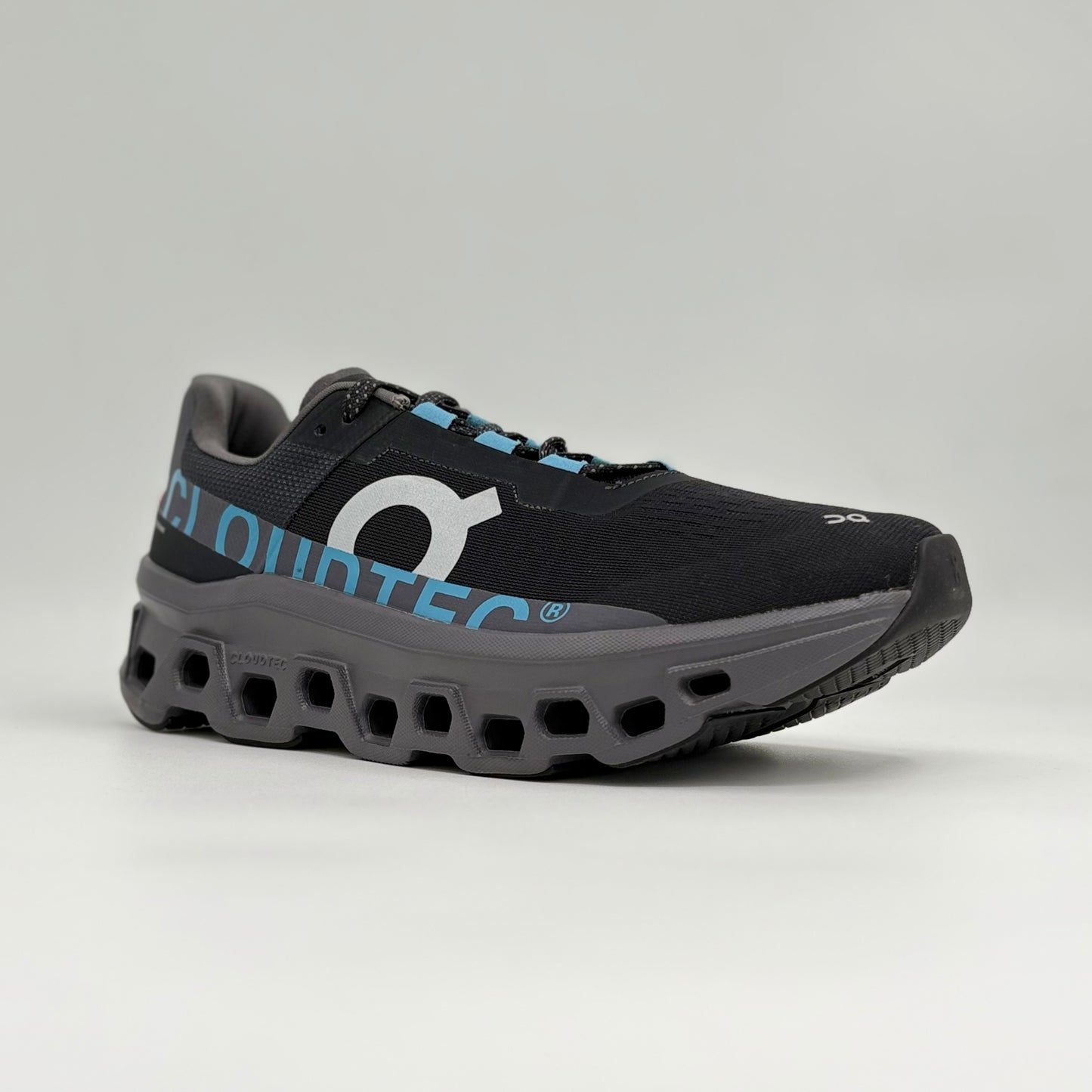 On Running Cloudmonster Black Niagara
