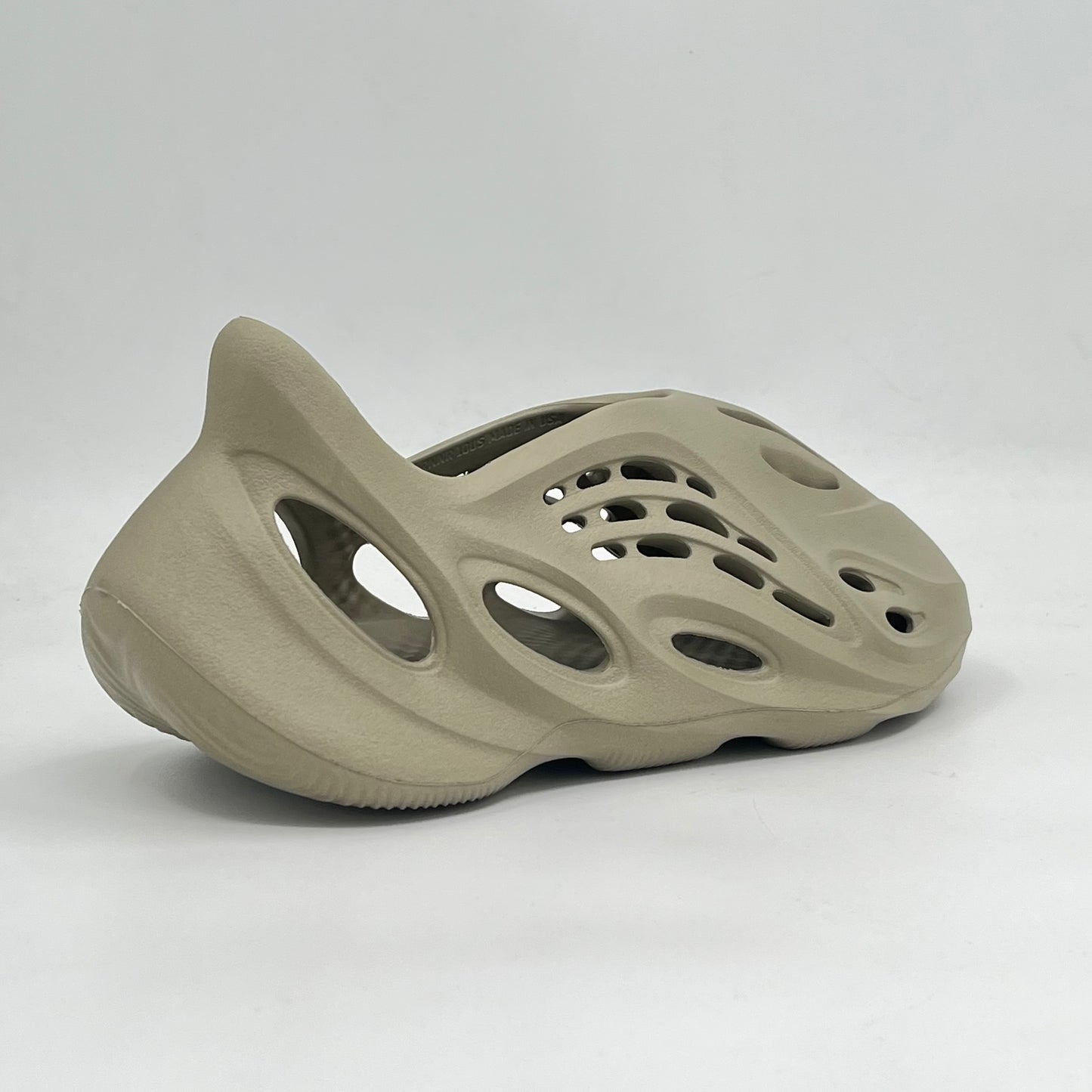 Yeezy Foam RNR Stone Salt