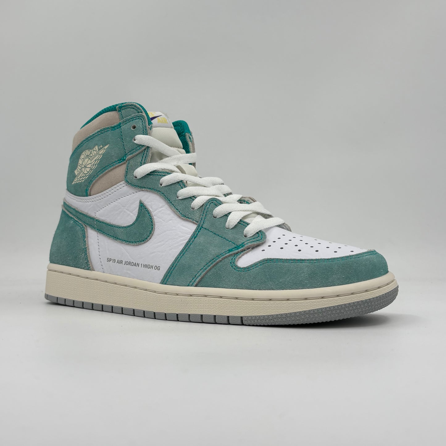 Jordan 1 Retro High
Turbo Green