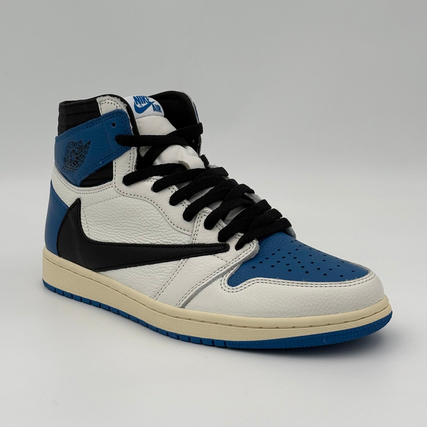 Jordan 1 Retro High OG SP Travis Scott x Fragment