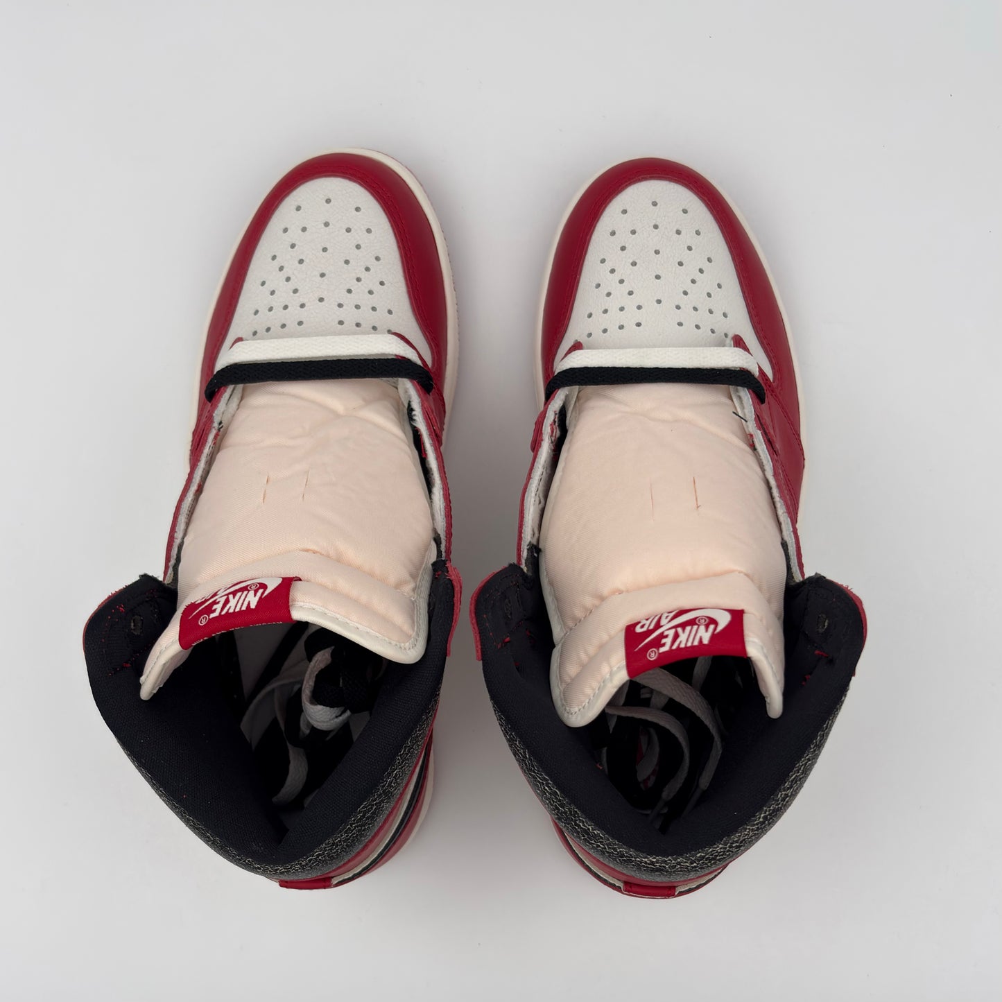 Jordan 1 Retro High OG Chicago Lost and Found