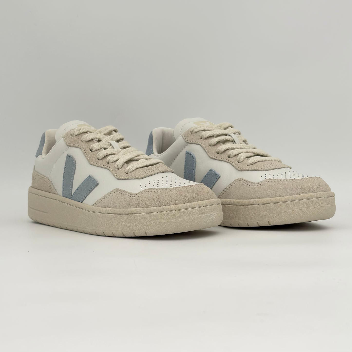 Veja V-90 OT Extra White Steel