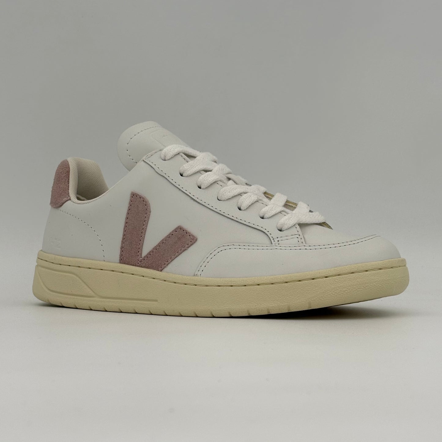 Veja V-12 Leather White Babe