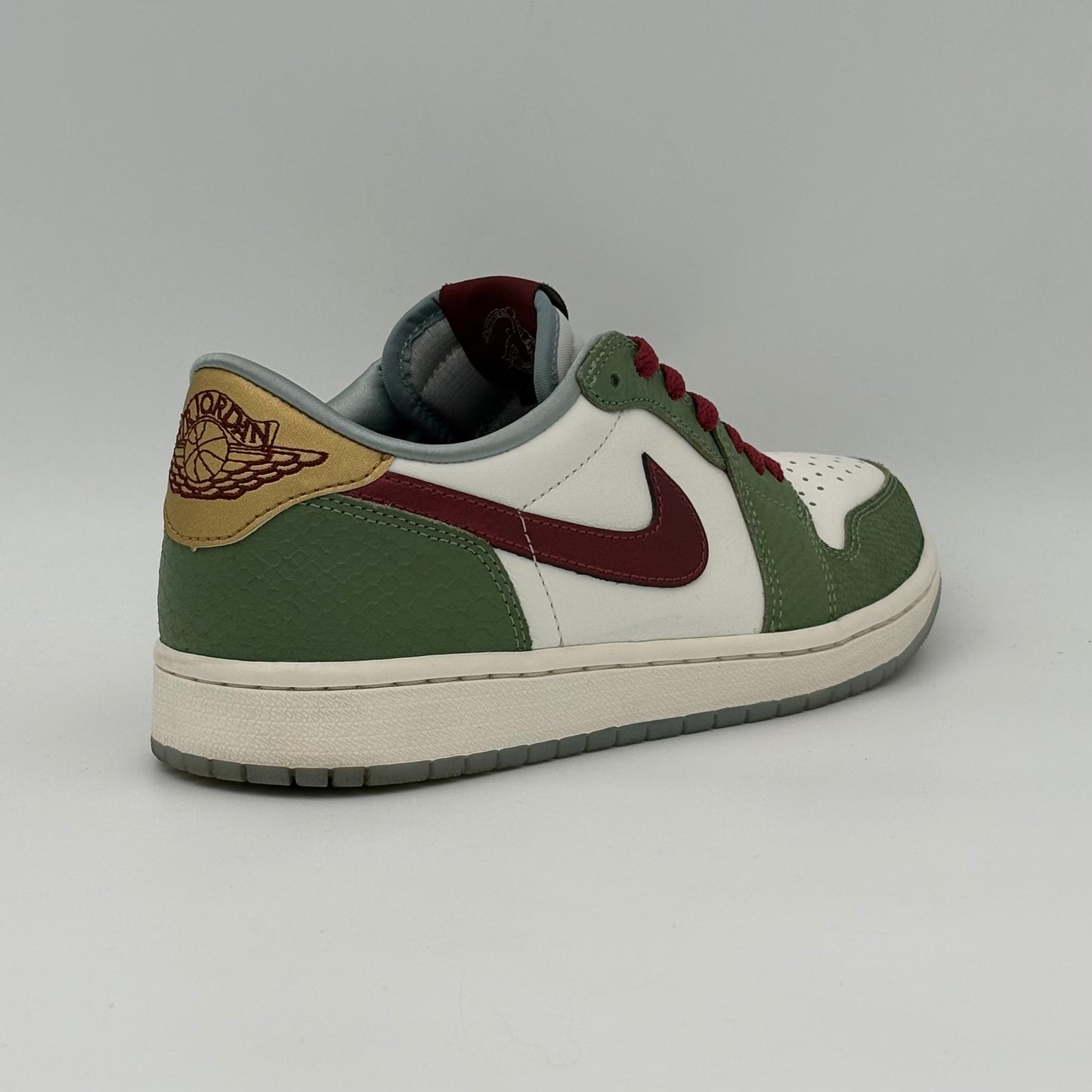 Jordan 1 Retro Low OG Year of the Dragon Pre-owned Condición (8/10)