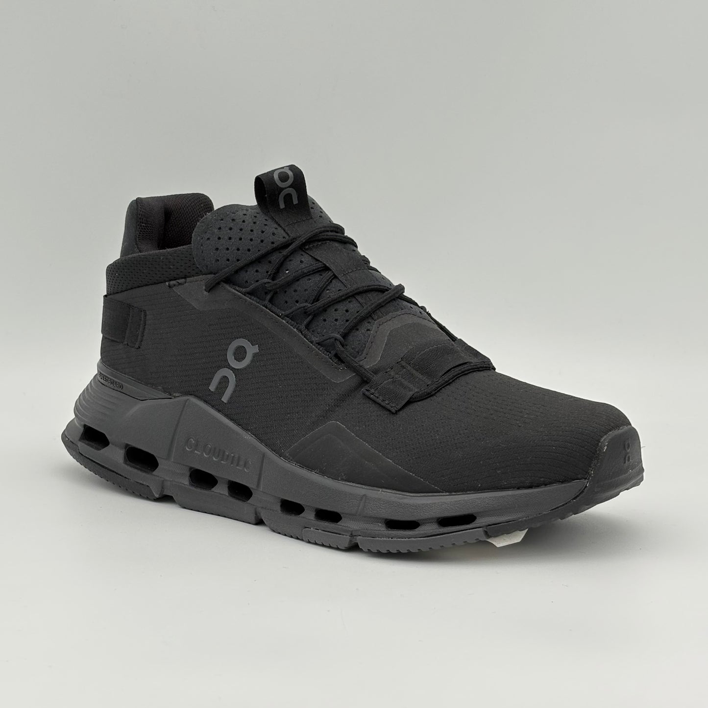 On Running Cloudnova 2 All Black