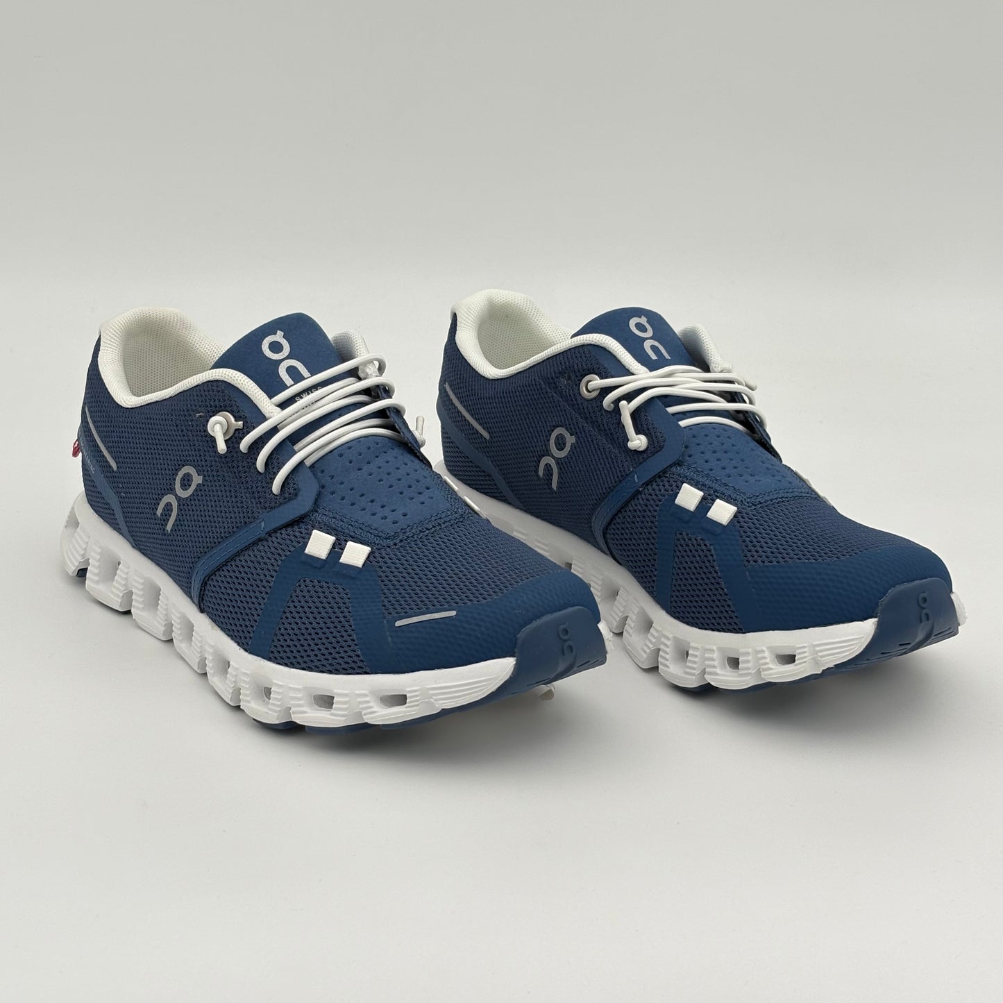 On Running Cloud 5 Denim White