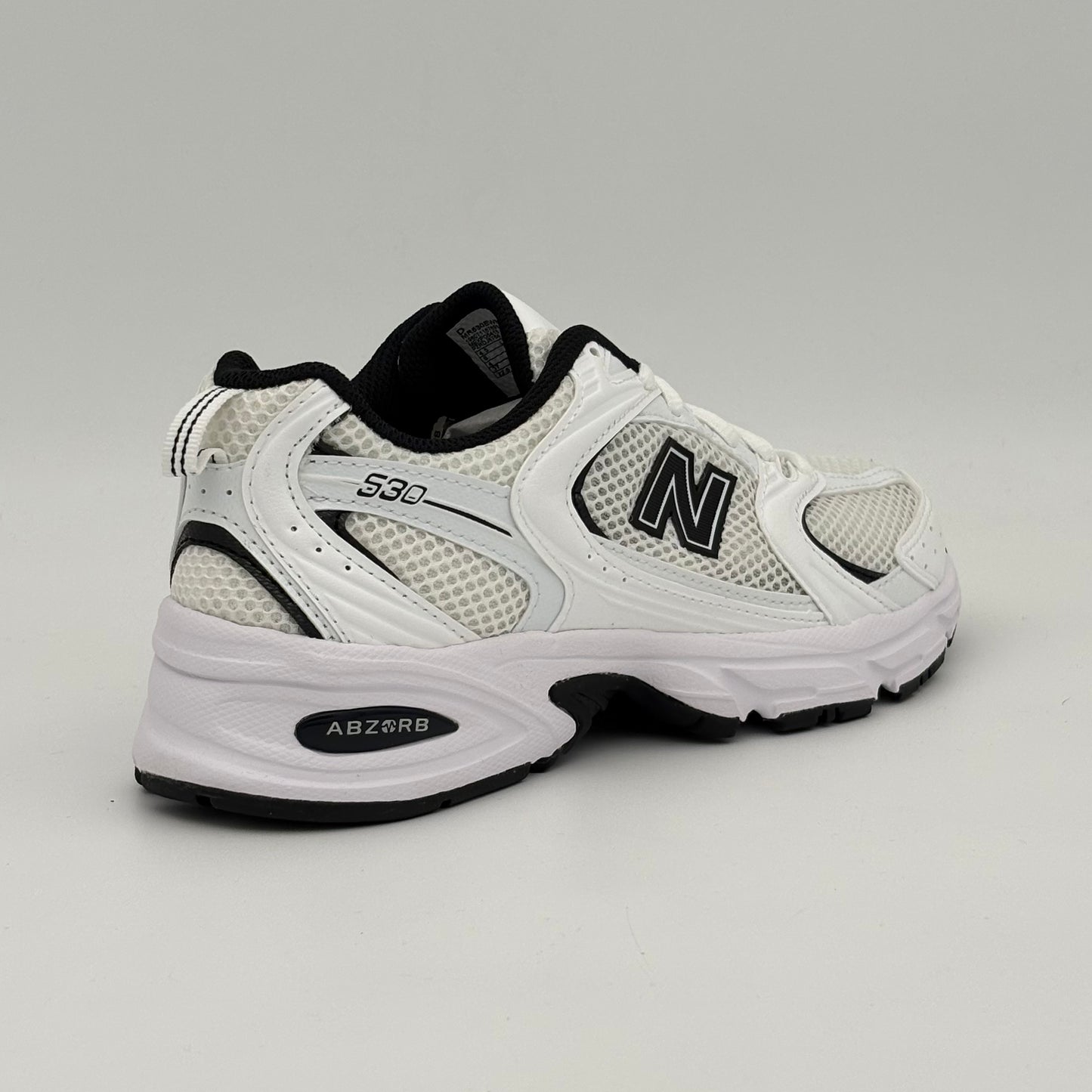 New Balance 530
White Black Details
