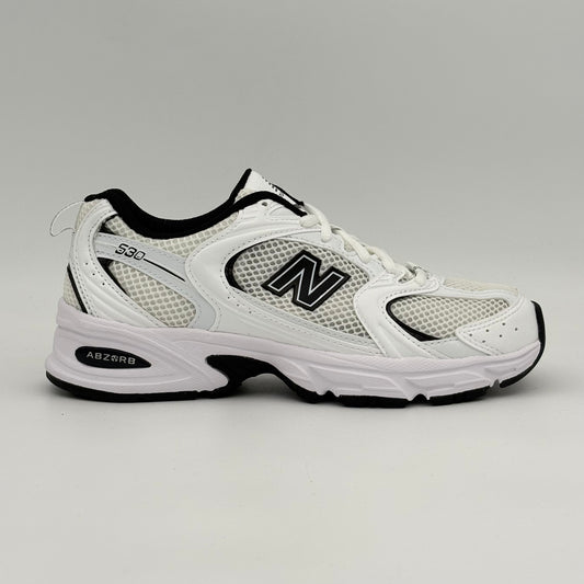 New Balance 530
White Black Details