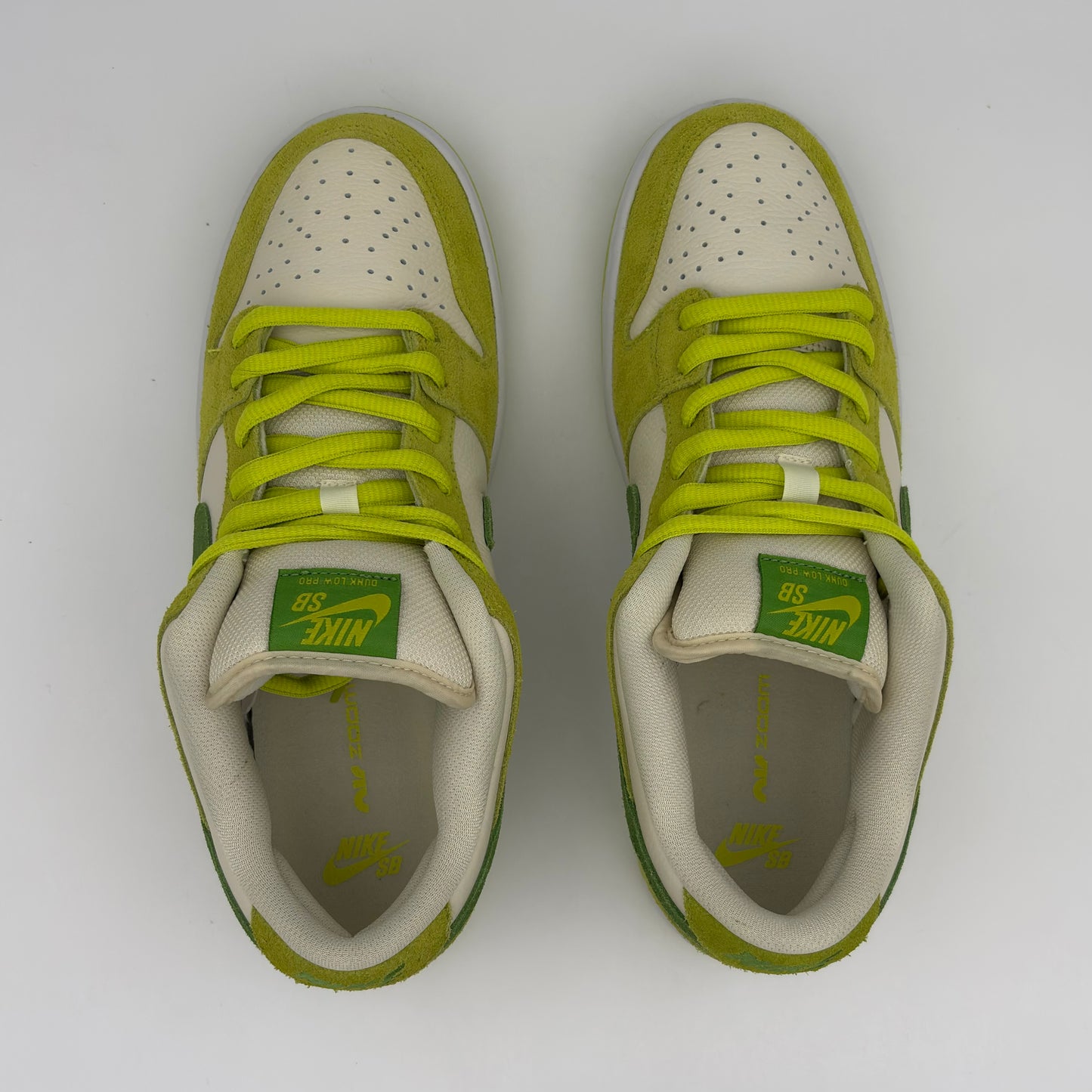 Nike SB Dunk Low                     Green Apple