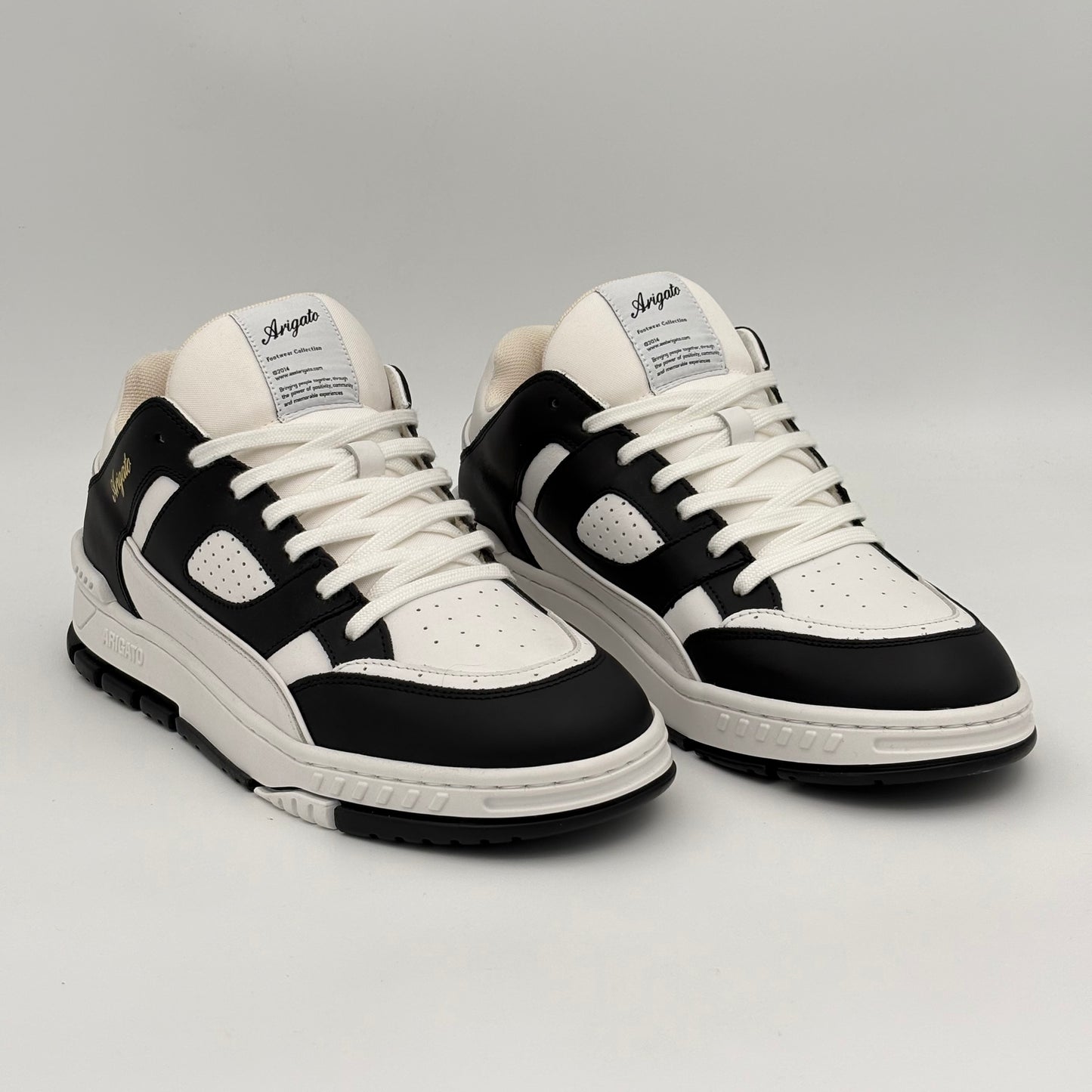 Axel Arigato Area Lo Sneaker
Black