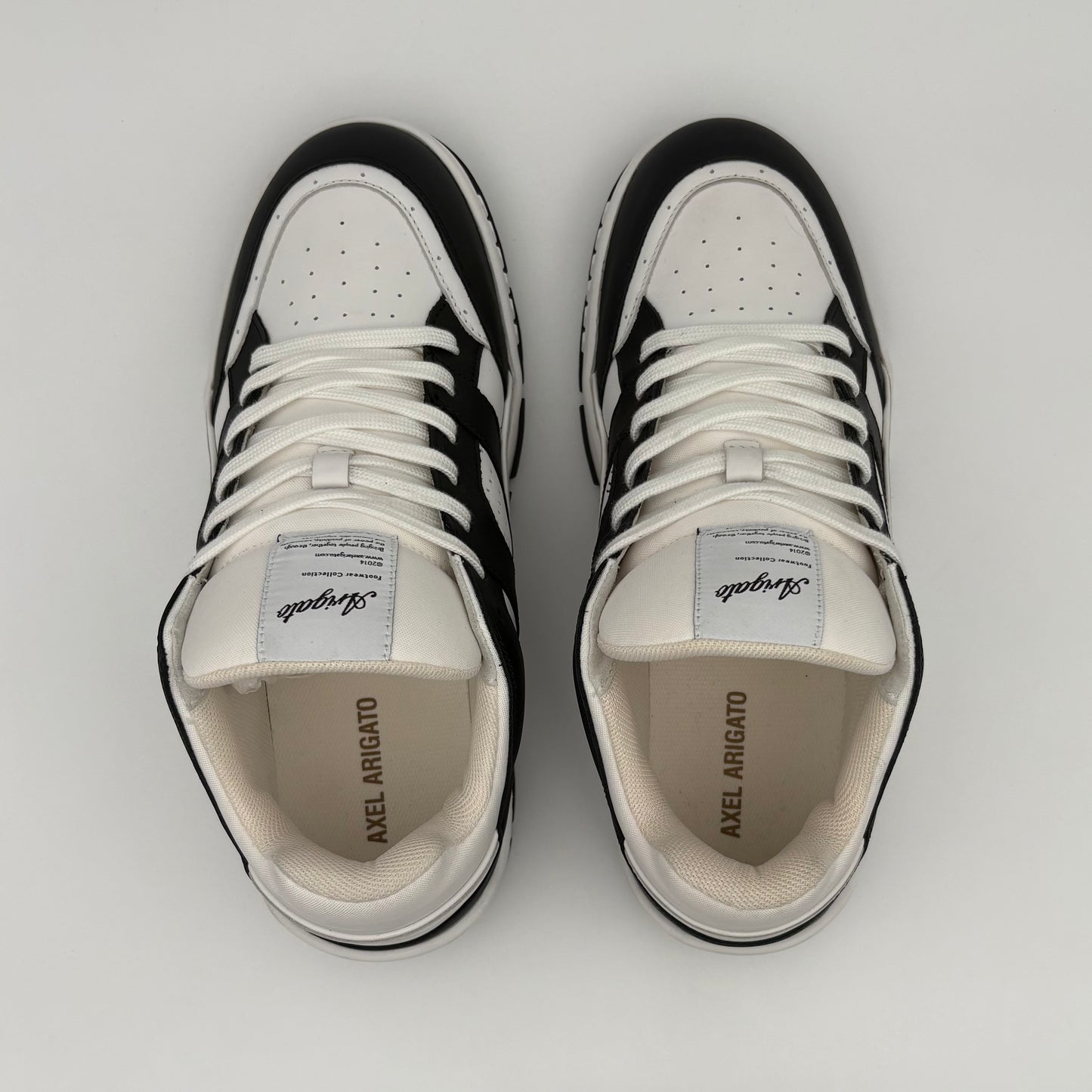 Axel Arigato Area Lo Sneaker
Black